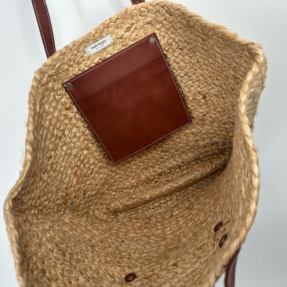 Haute Hippie Raffia Extra Large Tote with Pouch NWOT - Picture 3 of 6